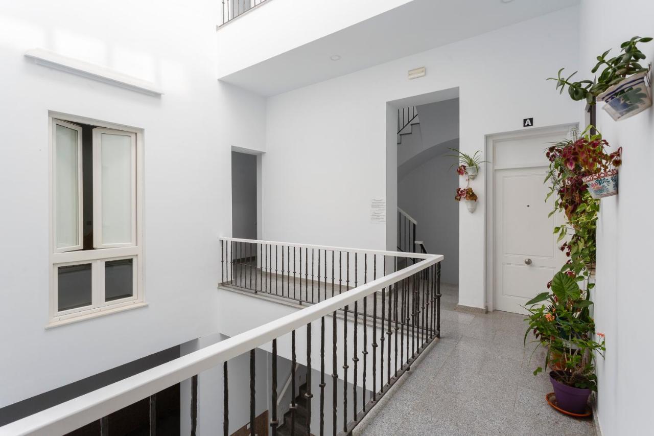 Apartamentos El Capitan Veneno By Cadiz4Rentals Kültér fotó